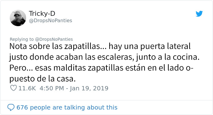 Este hombre descubre que su hijastro pasó la noche con una chica en casa, y está deseando ver cómo salen de ahí por la mañana