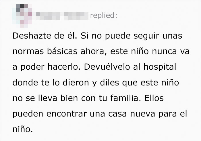 La gente comparte consejos interesantes con una madre que pregunta cómo hacer que su perro deje de gruñir a su hijo cuando este le pega