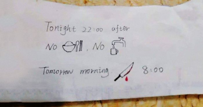 Un estudiante extranjero hospitalizado en China recibe una nota de una enfermera que no habla inglés y nos partimos el pecho con los comentarios