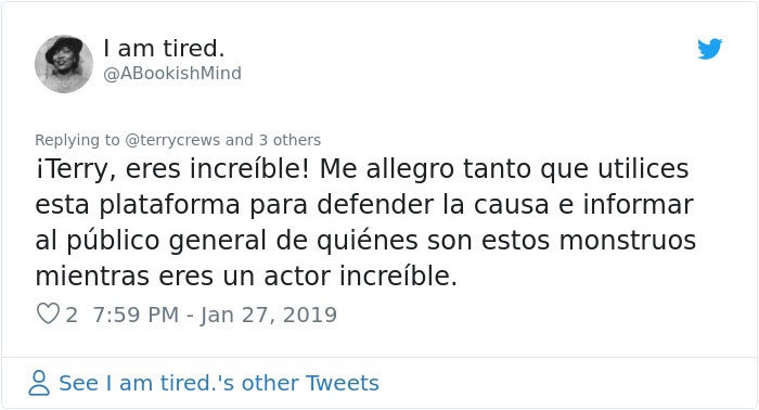 Varias celebridades se burlan de Terry Crews tras su declaración de abuso sexual por ser demasiado fuerte para que alguien abuse de él, pero Terry les cierra la boca