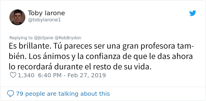 Esta estudiante de 10 años sorprendió a su profesora con un poema sobre la dislexia que se puede leer en ambos sentidos