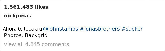 Nick Jonas y John Stamos no paran de trolearse el uno al otro de forma divertidísima