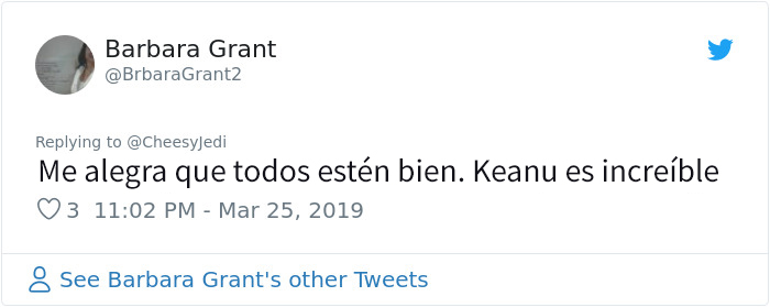 El avión en el que iba Keanu Reeves tuvo que hacer un aterrizaje de emergencia, y compartió el autocar con el resto de los pasajeros