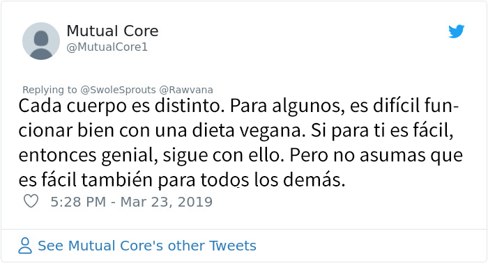 Pillan a esta influencer vegana comiendo pescado e intenta excusarse, pero sus 1,3 millones de seguidores no se lo creen