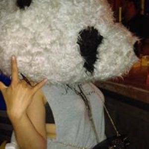 cecilialeon29 avatar