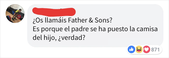 22 Divertidas respuestas a este anuncio de ropa con un modelo que lleva la camisa ridículamente prieta