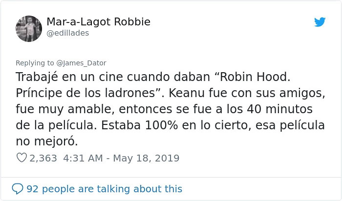 Alguien comparte cómo Keanu Reeves compró un helado solo para darle un autógrafo y la gente se enamora de él aún más