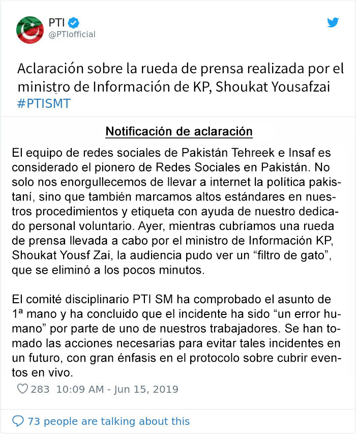 El gobierno de Pakistán enciende accidentalmente el filtro de gato durante una rueda de prensa en vivo por Facebook, y todos se ríen