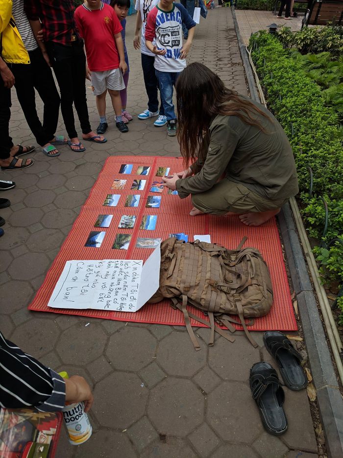 Begpacker En Hồ Hoàn Kiếm, Hanoi