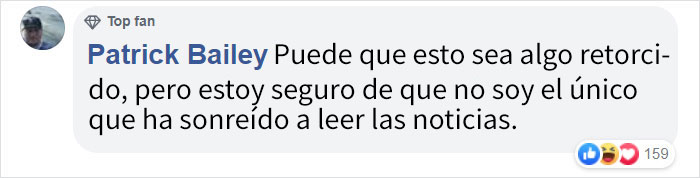 Estos influencers están enfermando tras confundir los residuos tóxicos de una mina con un bello lago azul