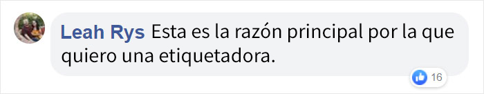 Este hombre le regaló una etiquetadora a su hermana y ahora ella hace que todo el mundo se parta de risa