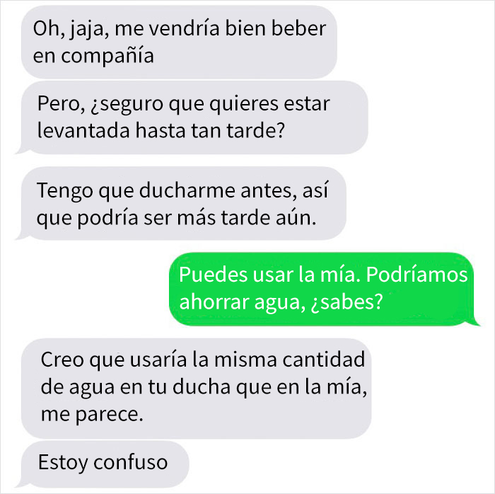 Esta chica liga abiertamente con el "inconsciente" que le gusta, y es divertidísimo ver cómo no pilla las poco sutiles indirectas