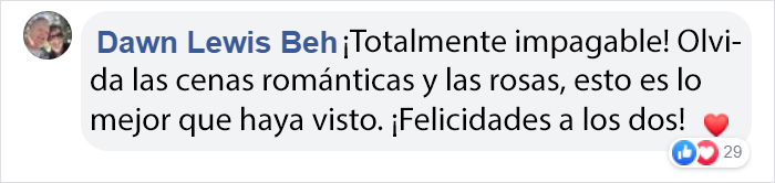 Este novio decidió comprobar cuánto tiempo podía mostrar su anillo de compromiso delante de su novia sin que ella se diera cuenta (22 fotos)