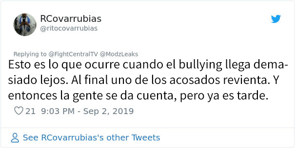 Este chico fue expulsado del instituto por defenderse de una chica que lo golpeaba, y esto ha enfurecido a la gente