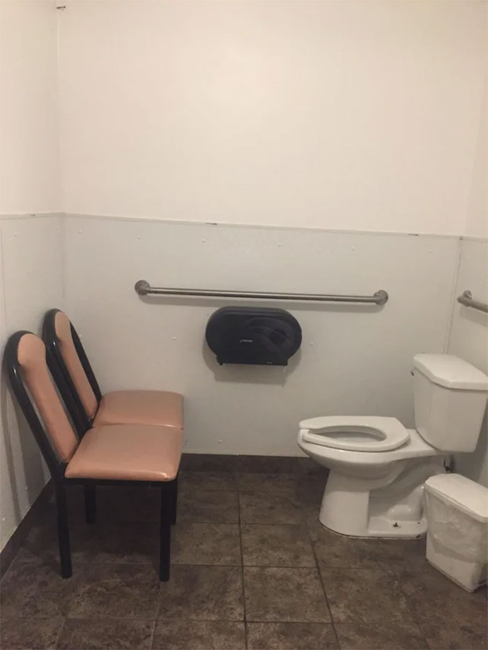 Retrete Con Audiencia En Un Restaurante Chino
