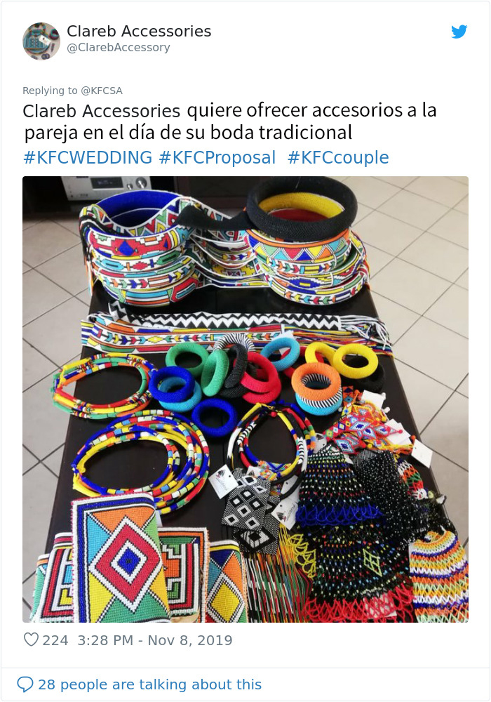 Esta periodista intentó avergonzar a un hombre por pedir matrimonio en el KFC, pero las grandes compañías ofrecieron financiar la boda como respuesta