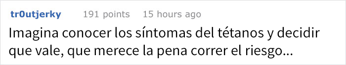 Estos padres antivacunas tuvieron que llevar a su hijo a Urgencias, pero fueron aislados de su hijo y los demás pacientes, así que hicieron la peineta a los médicos
