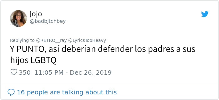Esta madre hizo callar a todos en una "reunión familiar" sobre su hijo gay, y este lo compartió en internet
