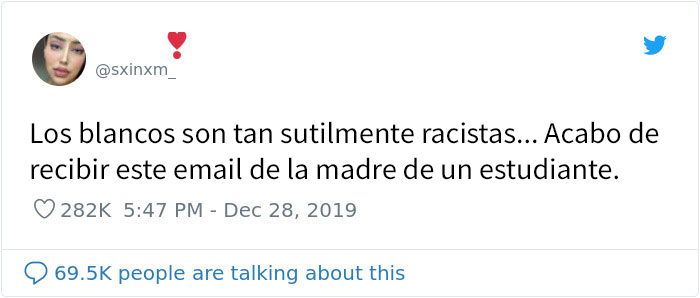 Esta profesora de cello recibió un email racista de la madre de un estudiante y respondió explicando el "hedor étnico" de su hijo