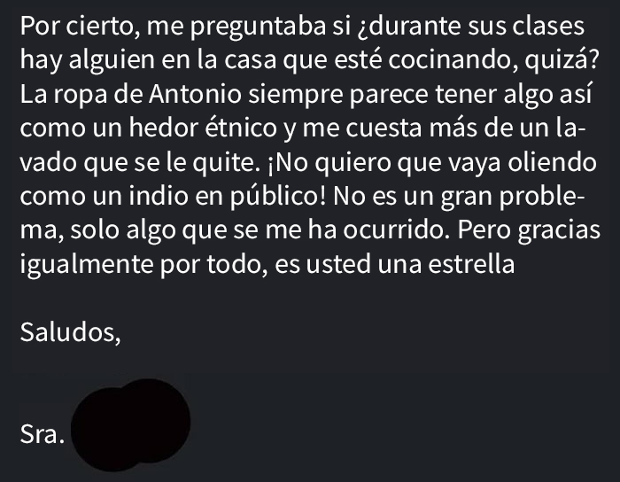 Esta profesora de cello recibió un email racista de la madre de un estudiante y respondió explicando el "hedor étnico" de su hijo