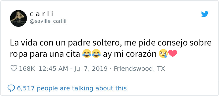 Este padre pide consejo a su hija sobre qué ropa ponerse en una cita, y los mensajes se vuelven virales