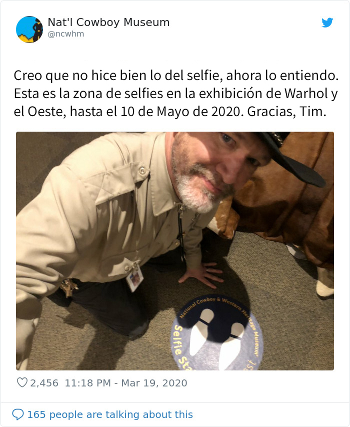 El museo del Cowboy pone a su jefe de seguridad a cargo de su cuenta de twitter, y lo que escribe es tan divertido como auténtico