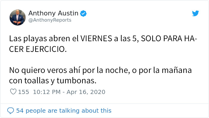 Este hombre viaja disfrazado de la Muerte por las playas de Florida que han sido abiertas de forma prematura