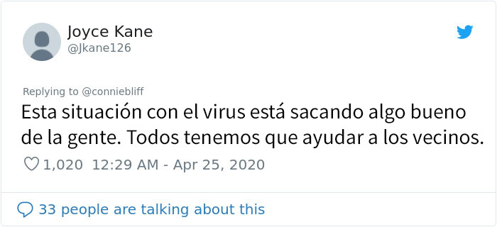 Esta anciana en cuarentena se aburre y vive sola, así que pidió libros a sus vecinos, que amablemente se los dejaron