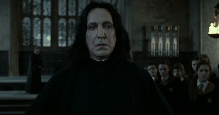 Cuando Harry Le Grita Por Haber Matado A Dumbledore, Él Se Queda Ahí Sin Más Sintiéndose Culpable