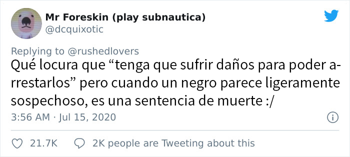 Esta madre negra puso un cartel contando cómo la amenazan sus vecinos blancos, y la comunidad salió en su ayuda