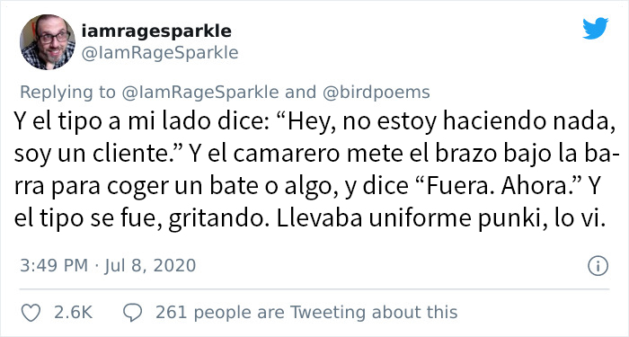 Este camarero echó sin contemplaciones a un educado cliente nazi de su bar, y explica por qué es importante hacerlo