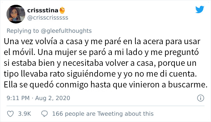 Estas mujeres comparten historias de cuando fueron perseguidas y desconocidas acudieron en su ayuda