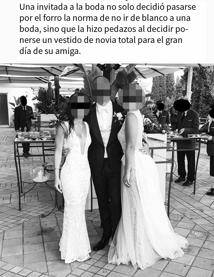 La Novia Es La De La Derecha