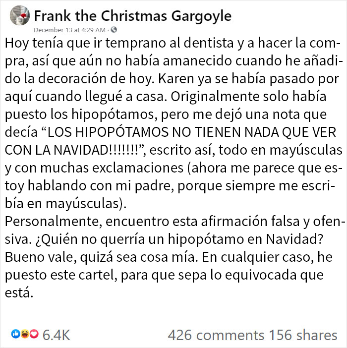 Una vecina deja notas quejándose de la decoración navideña de esta mujer, así que ella no para de añadir más