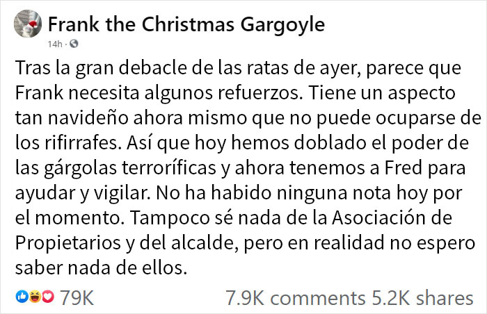 Una vecina deja notas quejándose de la decoración navideña de esta mujer, así que ella no para de añadir más