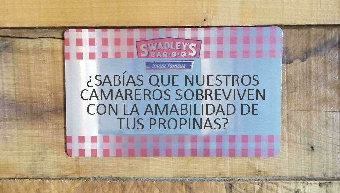 Sólo en Estados Unidos un restaurante exhibe en la pared que no paga a su personal lo suficiente para vivir