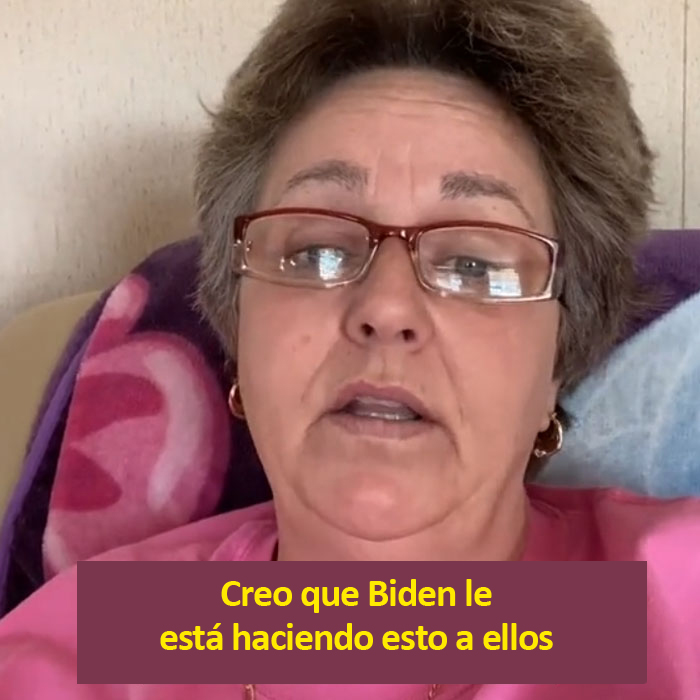 Teóricos de la conspiración afirman que la nieve en Texas es falsa y la queman para demostrar que no se derrite