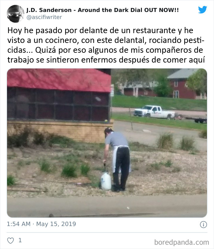Pasando por un restaurante