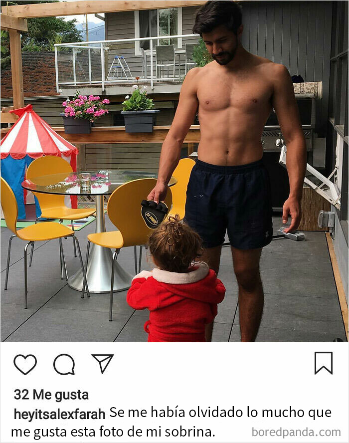 Adora A Su Sobrina