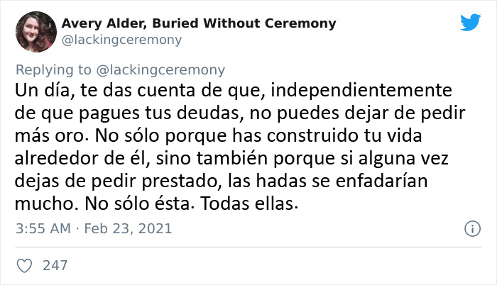 Esta persona explica 