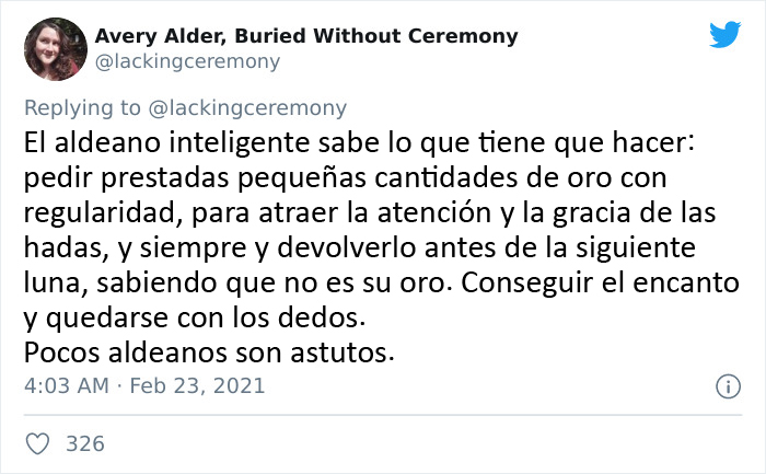 Esta persona explica 