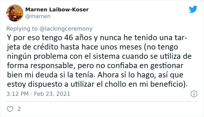 Esta persona explica 