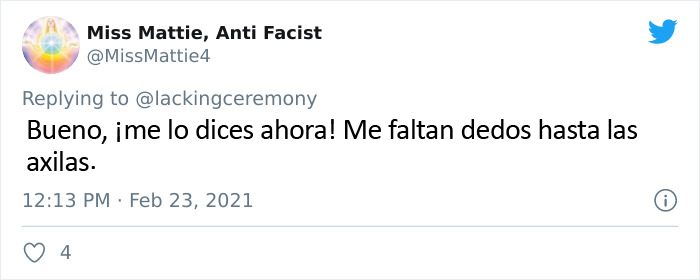 Esta persona explica 