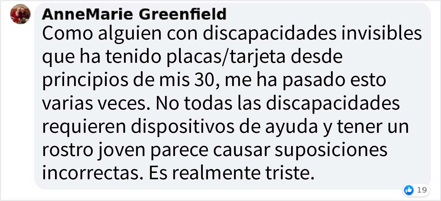 Este hombre con una sola pierna es cuestionado por aparcar en un lugar para discapacitados, así que se enfrenta a la 'Karen'