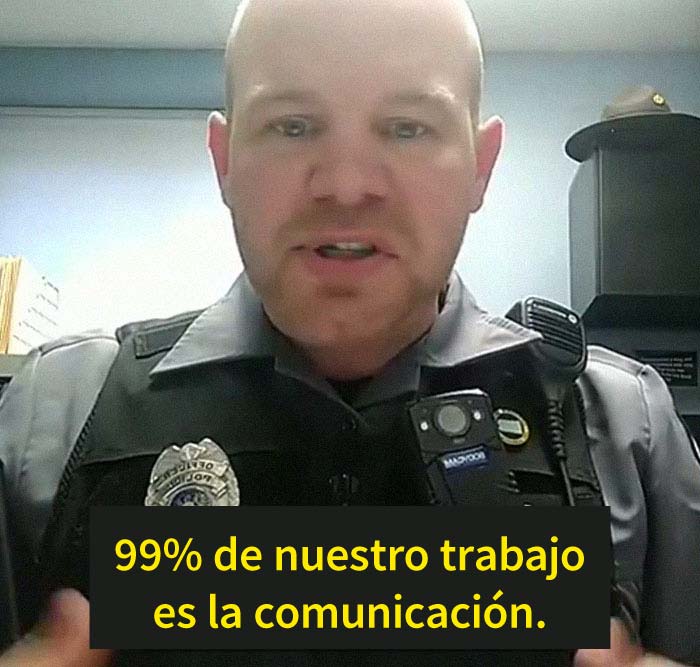 Este policía denuncia a los policías perezosos que pretenden "confundir" pistolas con tasers en este hilo viral