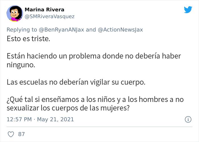 Este instituto eliminó todo rastro de escote en las fotos de 80 chicas en el anuario, y los padres no están contentos