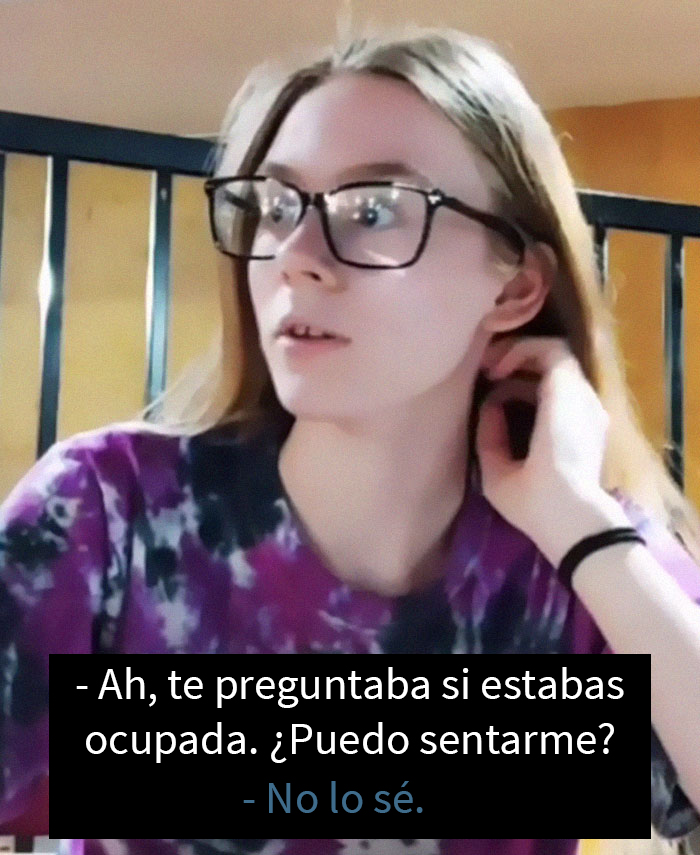 Un hombre intentaba ligar con esta adolescente hasta que ella le dice que está grabando un video en directo