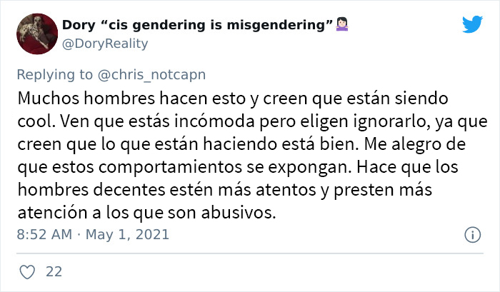 Un hombre intentaba ligar con esta adolescente hasta que ella le dice que está grabando un video en directo