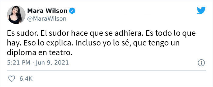 Esta enfermera antivacunas lleva objetos de metal al estrado para demostrar que se volvió magnética a causa de la vacuna y se convierte en un hazmerreír