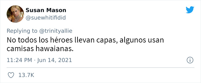 Este heroico barman se vuelve viral por darles una cuenta falsa con una nota a 2 chicas siendo molestadas